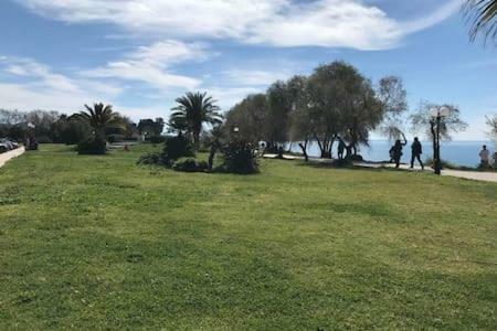 אתונה Cozy Studio 50M From Sea מראה חיצוני תמונה